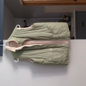 Green Sherpa lined vest (reversible)
